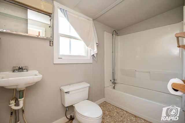 18 8th Street, Sterling City, TX 76951