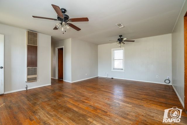 18 8th Street, Sterling City, TX 76951