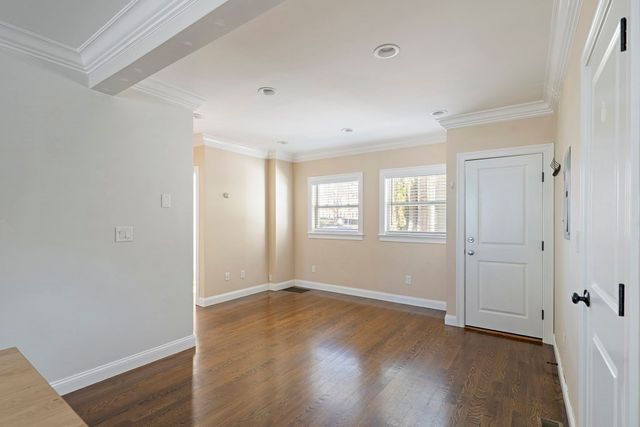 47 Notre Dame 1, Boston, MA 02119