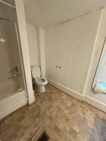 1115 Orange AVE, Roanoke, VA 24017