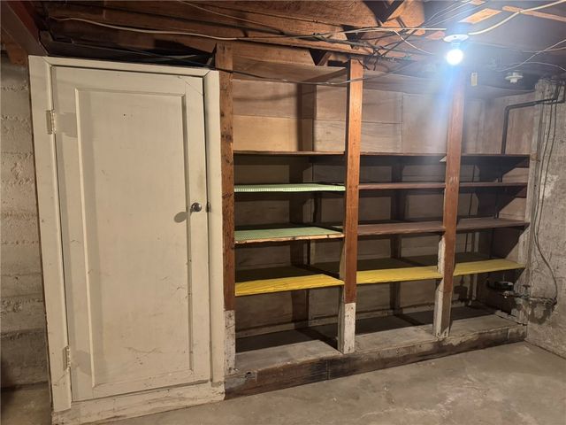 828 East Circle Drive, Vestal, NY 13850