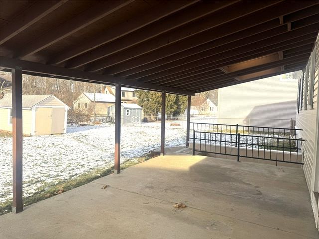 828 East Circle Drive, Vestal, NY 13850