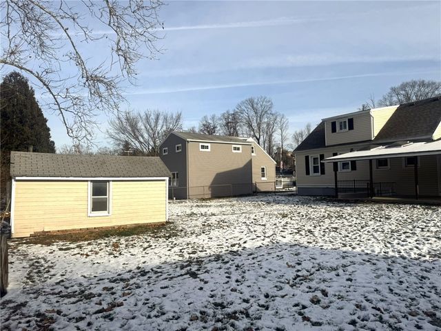 828 East Circle Drive, Vestal, NY 13850