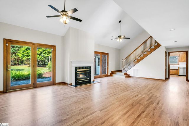 107 Rubiwood Circle, Greer, SC 29651