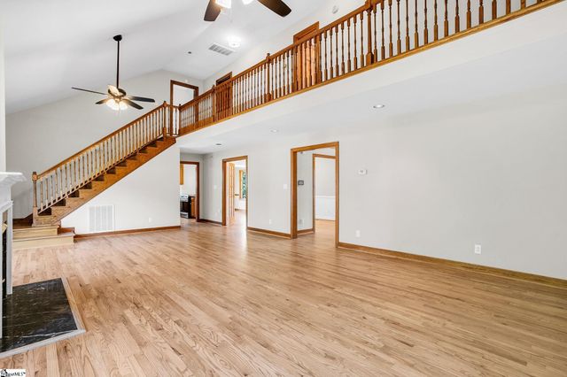 107 Rubiwood Circle, Greer, SC 29651