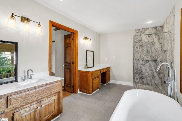 107 Rubiwood Circle, Greer, SC 29651