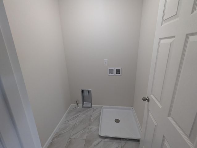 10223 W 127th Avenue, Cedar Lake, IN 46303