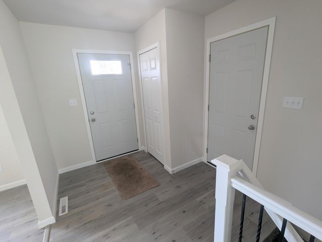 10223 W 127th Avenue, Cedar Lake, IN 46303