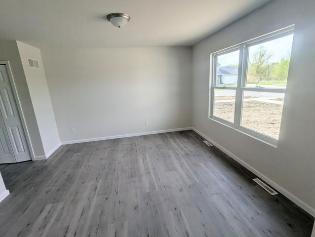 10223 W 127th Avenue, Cedar Lake, IN 46303