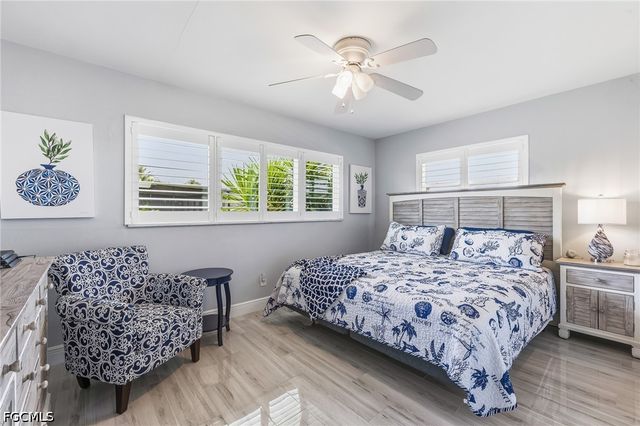 141 SW 54th TER, Cape Coral, FL 33914