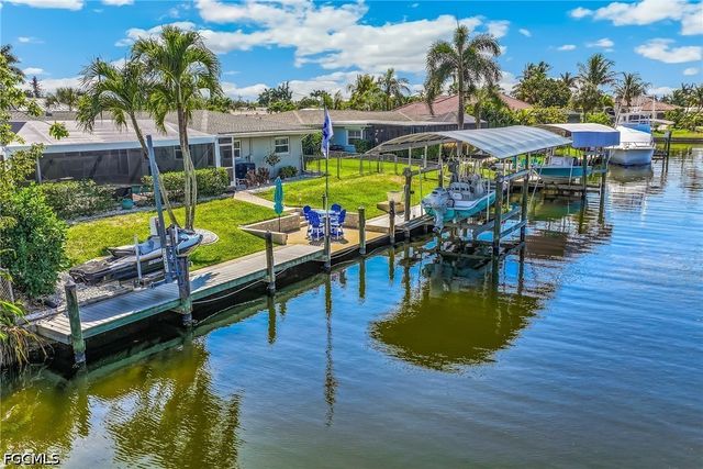 141 SW 54th TER, Cape Coral, FL 33914