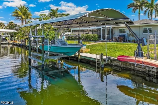 141 SW 54th TER, Cape Coral, FL 33914