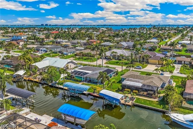 141 SW 54th TER, Cape Coral, FL 33914