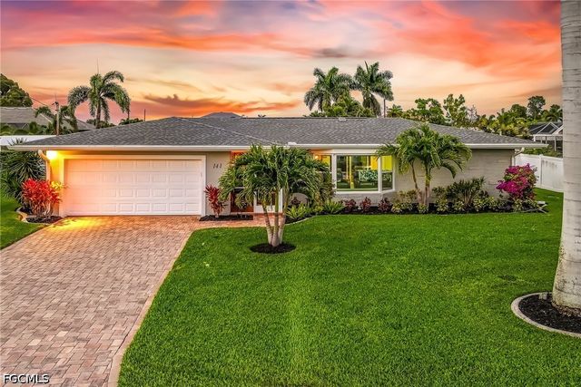 141 SW 54th TER, Cape Coral, FL 33914