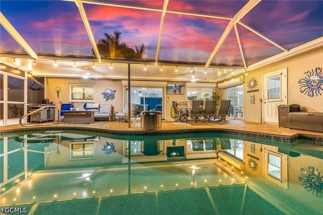 141 SW 54th TER, Cape Coral, FL 33914