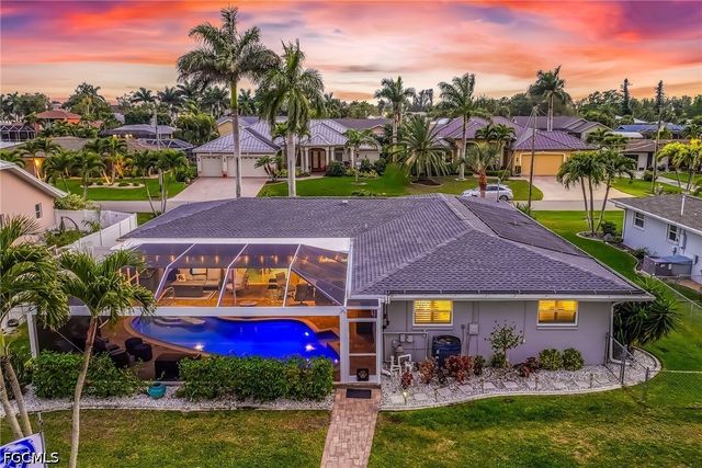 141 SW 54th TER, Cape Coral, FL 33914