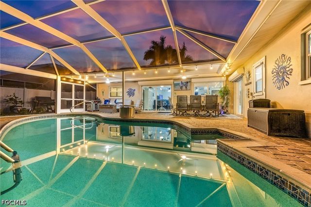 141 SW 54th TER, Cape Coral, FL 33914