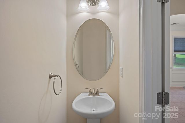 2079 Lakebridge Drive, Fort Mill, SC 29715