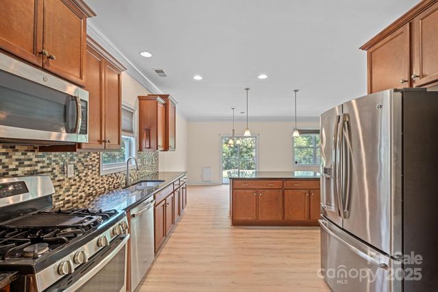 2079 Lakebridge Drive, Fort Mill, SC 29715