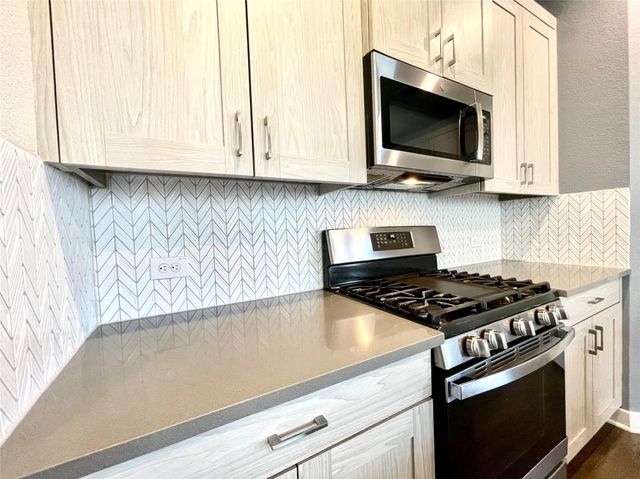 708 Bridle Creek DR, Georgetown, TX 78626