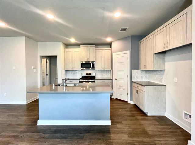 708 Bridle Creek DR, Georgetown, TX 78626