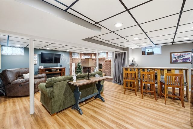 14 Valley View Way, Shirley, MA 01464