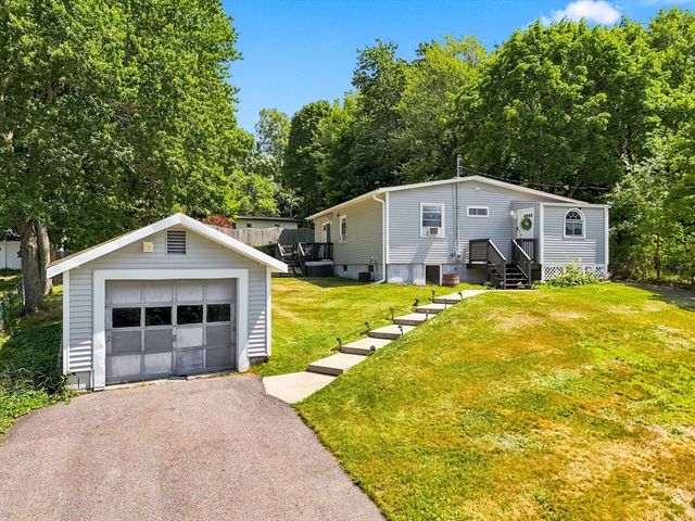14 Valley View Way, Shirley, MA 01464