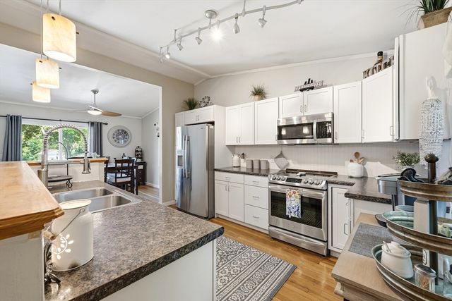 14 Valley View Way, Shirley, MA 01464