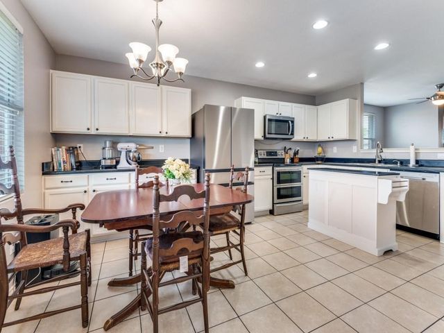 8406 Beachplum Way, Arlington, TX 76002