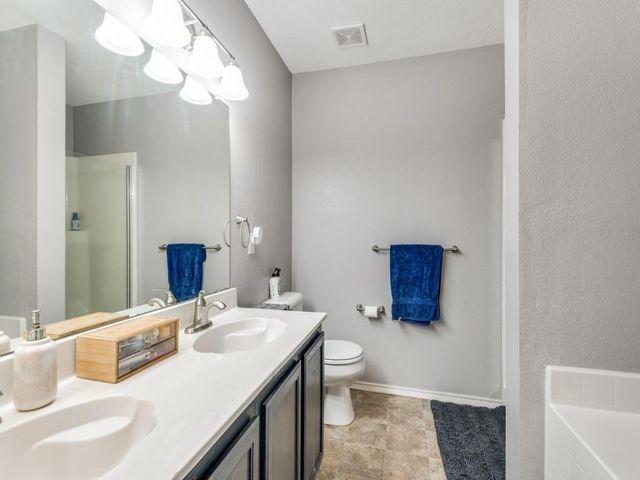 8406 Beachplum Way, Arlington, TX 76002