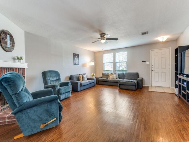 8406 Beachplum Way, Arlington, TX 76002