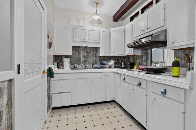 60 S State Street, Concord, NH 03301