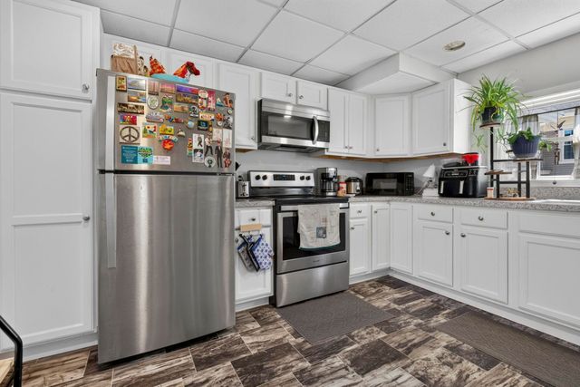 60 S State Street, Concord, NH 03301