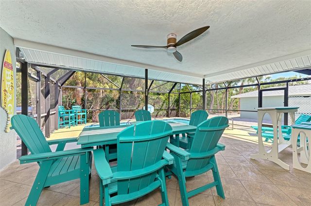 307 AVENIDA DE PARADISIO, Sarasota, FL 34242