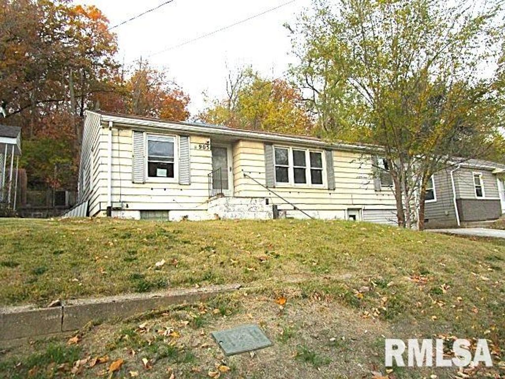 905 MEADOW Avenue, East Peoria, IL 61611