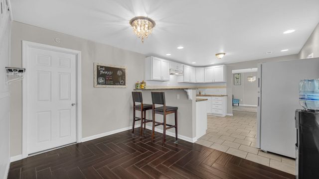 55 Spectacle Drive, Valparaiso, IN 46383