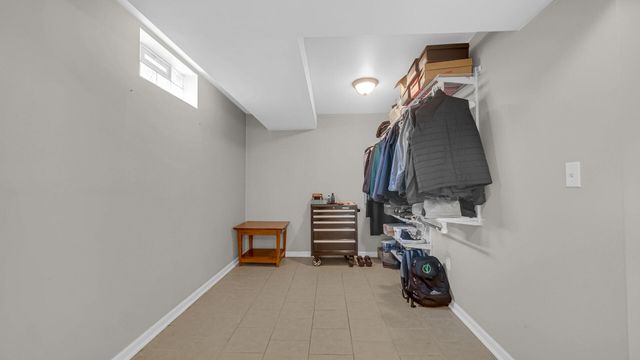 55 Spectacle Drive, Valparaiso, IN 46383