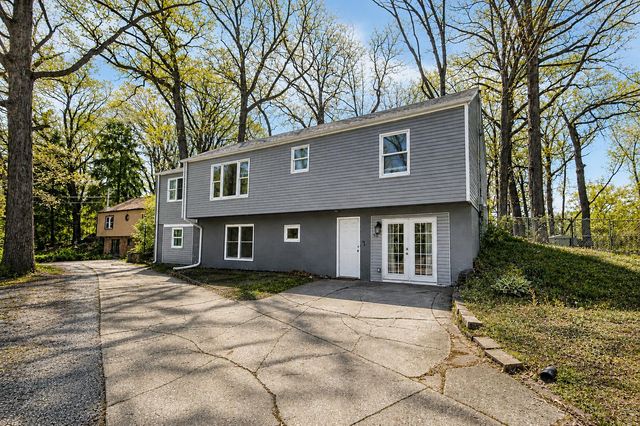 55 Spectacle Drive, Valparaiso, IN 46383