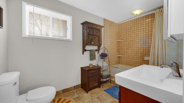 55 Spectacle Drive, Valparaiso, IN 46383