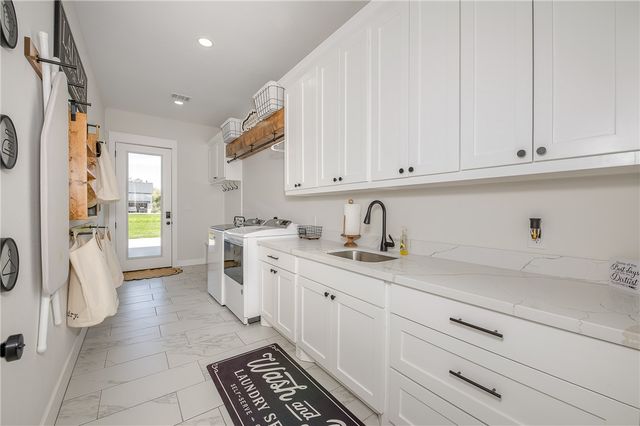 5401 Legend Oaks Court, College Station, TX 77845