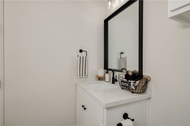 5401 Legend Oaks Court, College Station, TX 77845