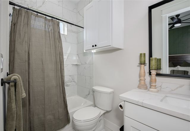 5401 Legend Oaks Court, College Station, TX 77845