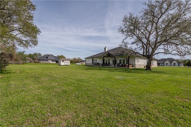 5401 Legend Oaks Court, College Station, TX 77845