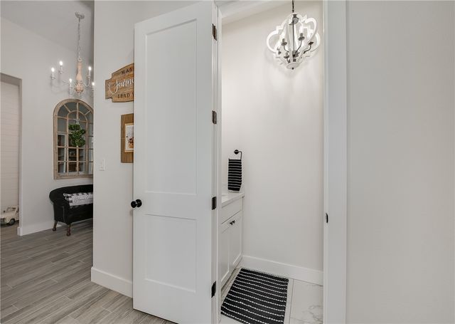 5401 Legend Oaks Court, College Station, TX 77845
