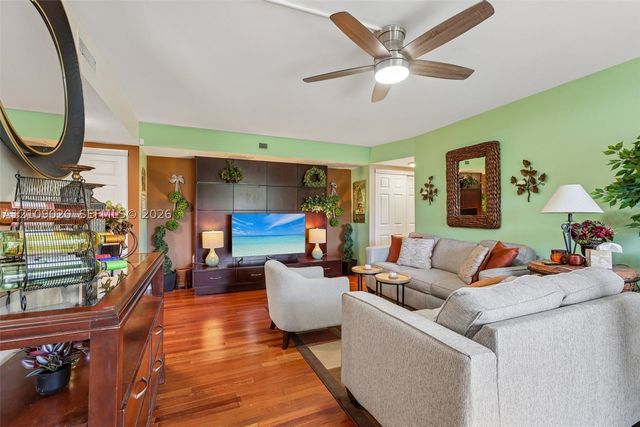 701 NW 19th St 300, Fort Lauderdale, FL 33311