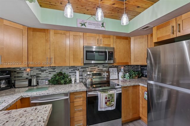 701 NW 19th St 300, Fort Lauderdale, FL 33311