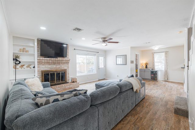 11622 Chetman Drive, Houston, TX 77065