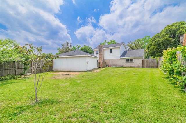 11622 Chetman Drive, Houston, TX 77065