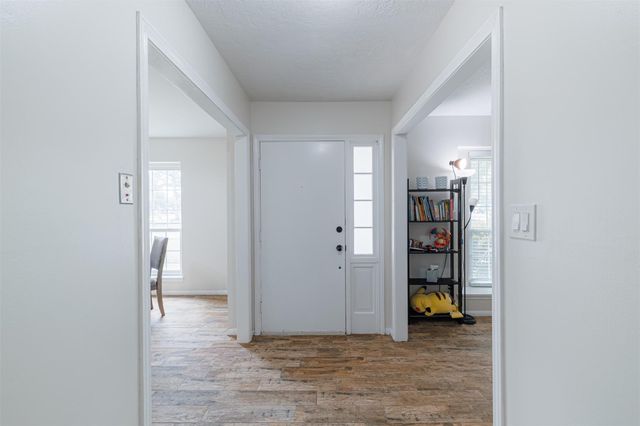 11622 Chetman Drive, Houston, TX 77065