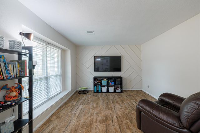 11622 Chetman Drive, Houston, TX 77065